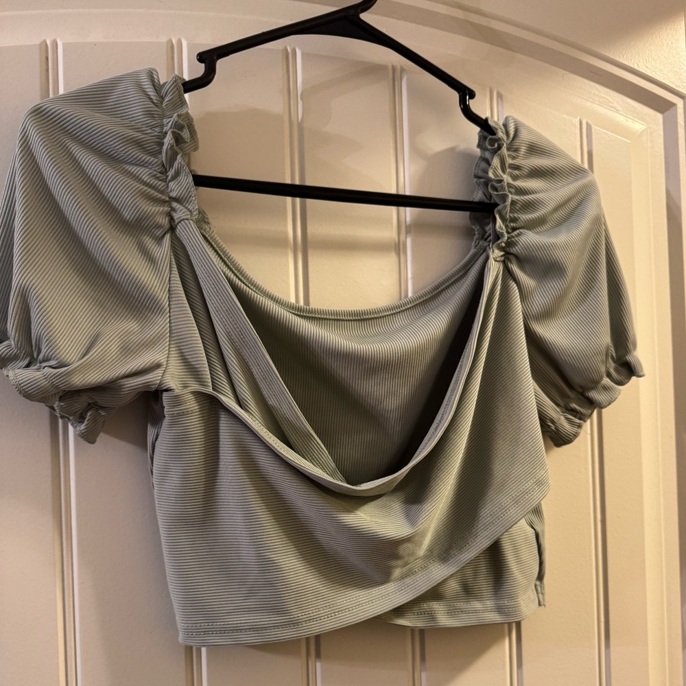 Green criss cross crop top